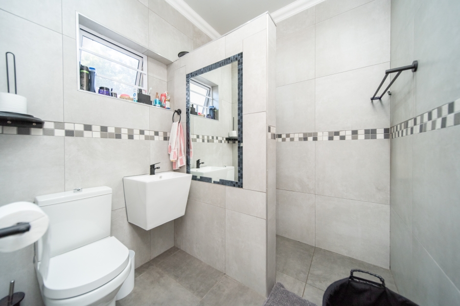 3 Bedroom Property for Sale in Baysville Eastern Cape